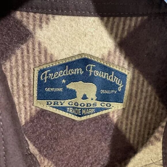 NWT Freedom Foundry Mens S Brown Plaid Fleece Shacket - Picture 4 of 6
